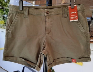 NWT ARIZONA JEAN CO SHORTIE CHINO SHORTS SIZE 17 - Picture 1 of 4