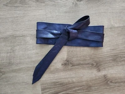 Cinturón Obi envolvente de cuero azul metálico, colorida faja de moda cinturones anchos, Dean Foto 1 de 4