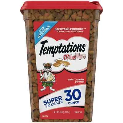 TEMPTATIONS MIXUPS golosinas crujientes y suaves para gatos sabor a cocina patio trasero, 30 oz Foto 1 de 2