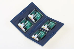 Kingston 4 GB Speicherkarten in Hama Cardsave - Picture 1 of 3