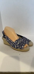 Easy Street Kindly navy Blue mini floral wedge sandal Size 8 Peep Toe - Picture 1 of 11