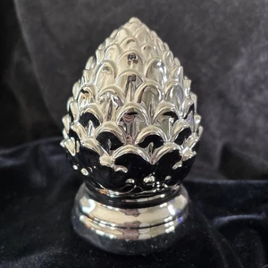 Silberfarbene Artischocke Tannenzapfen Endstück Weihnachten - Bild 1 von 5