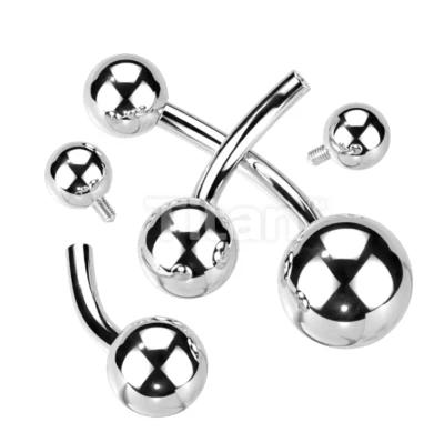 Joyería básica de titanio con ombligo Foto 1 de 2