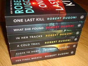 Robert Dugoni Tracy Crosswhite Book Lot Legal Thriller Mystery Series Set Novel - Picture 1 of 13