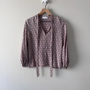 Amanda Uprichard 100% Silk Floral Top Long Sleeve Lightweight Tie V-Neck Preppy - Picture 1 of 8