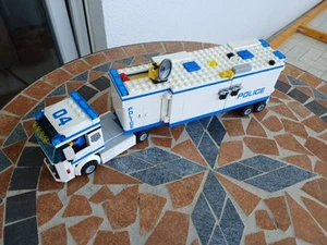 LEGO  Mobile Police Polizeistation (60044) – Gebraucht, Polizeitruck,  - Bild 1 von 8