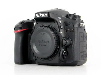 Nikon D7100 24.1MP Digital SLR Camera - Black (Body only) - Image 1 of 4