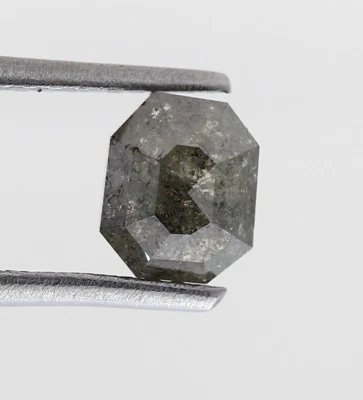 NATURAL DIAMOND RUSTIC DIAMOND 1+TCW 5.7 MM YELLOWISH GRAY OCTAGON CUT DIAMOND - Image 1 of 4