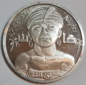 1970 Gettone Doubloon Argento Krewe di Grela Mardi Gras ""Notti arabe"! - Foto 1 di 3