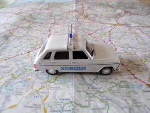 RENAULT 6 Gendarmerie NOREV 1/43 série Police et Gendarmerie - Foto 1 di 2