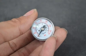Axial pressure gauge For Steam 150PSI - Picture 1 of 3