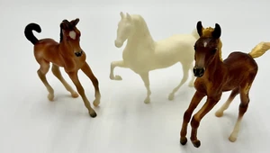 Vintage Breyer Reeves Stock & Chestnut Foal Horse Figure 5.5" x 5" Lot of 3 - Picture 1 of 14