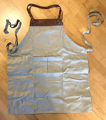 NUEVO DELANTAL BARISTA NESPRESSO CAFÉ RECICLADO BEIGE LONA TELA IMITACIÓN CUERO NUEVO EN CAJA Foto 1 de 4