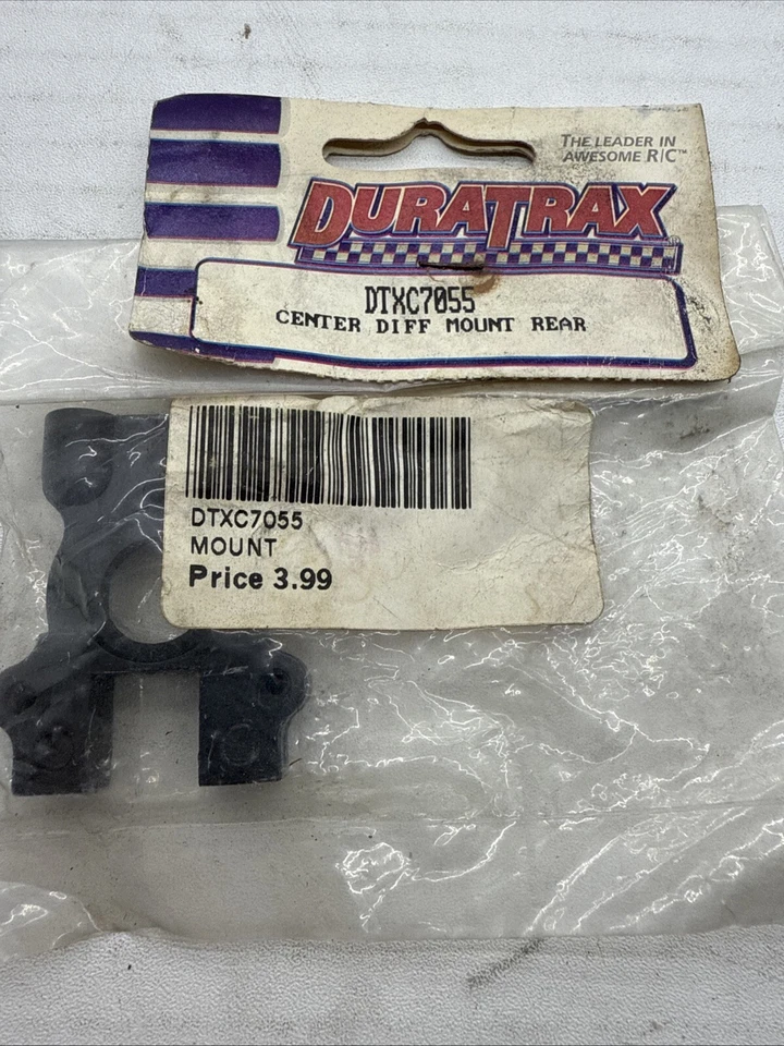 Duratrax Axis Nitro Thunder Quake Center Diff Mount Rear DTXC7055 F14 - Image 1 of 1