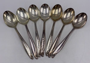 Fine Silverplate di Oneida posate argenteria Flowertime 7 cucchiai - Foto 1 di 6