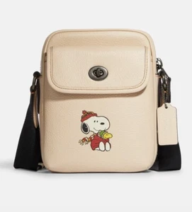 Coach CE613 X Peanuts Heritage Crossbody mit Snoopy Motiv Leder - Bild 1 von 6