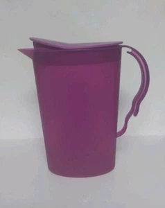 TUPPERWARE Impressions 2 qt (2.1 liter) Pitcher #3333B-2 PURPLE with Rocker Lid - Picture 1 of 9