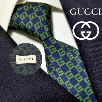 Rara corbata Gucci con logo G, seda de alta calidad, hecha en Italia sin caja Foto 1 de 4