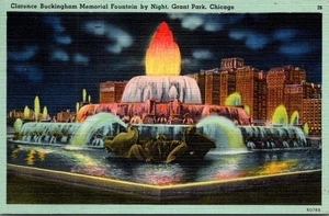 Clarence Buckingham Memorial Fountain NIGHT VIEW Grant Park CHICAGO Postcard - Picture 1 of 2