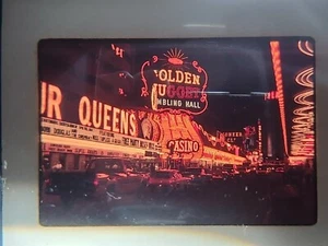 5 Vintage LAS VEGAS STRIP 35mm Slides 1973 Pioneer 4 QUEENS GOLDEN NUGGET (f) - Picture 1 of 5