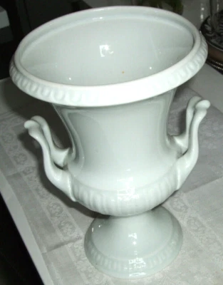 Bareuther Waldsassen  - Empire - Porzellan Vase weiß - 2 x 15 cm - unbeschädigt - Bild 1 von 4