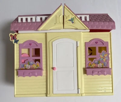 Boneca Kelly Vintage Pop Up Casa de Bonecas Playhouse Barbies Little Sister Mattel 1998 - Imagem 1 de 4