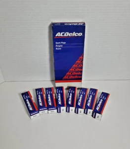 ACDelco R45 Spark Plugs Set of 8 New 5613871 - Picture 1 of 12