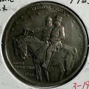 1925 Stone Mountain Commemorative Half Dollar - (3-19/AYL) - Picture 1 of 3