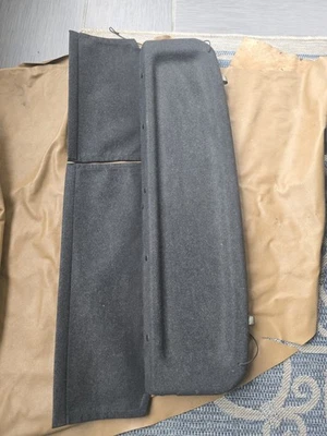 2007 - 2012 Nissan Versa escotilha traseira porta-malas tampa de carga prateleira pacote de privacidade fabricante de equipamento original - Imagem 1 de 4