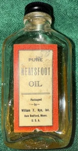 Vintage REINE WILLIAM F NYE NEATSFOOT ÖLFLASCHE Hartglas Neu Bedford MA 4 Unzen - Bild 1 von 8