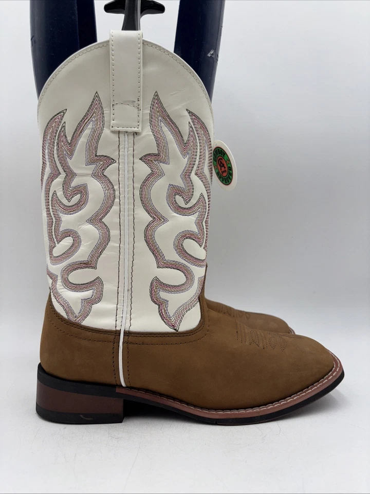 Laredo Womens Mesquite Embroidered Square Toe Tan/ White Boots Size 8.5 M - Image 1 of 4