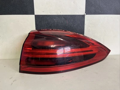 2015 2016 2017 2018 Porsche Cayenne Right Side Led Taillight Used Oem 7P5945208H - Image 1 of 4