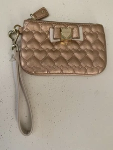 Betsey Johnson Wristlet zip Pouch Bag Pink Hearts Gold Puffy Ribbon Small  - Picture 1 of 5
