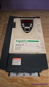 Telemecanique ATV71H075N4 Altivar 71 Motor Overload Protection 0.75kW 1HP IE78 - Picture 1 of 9