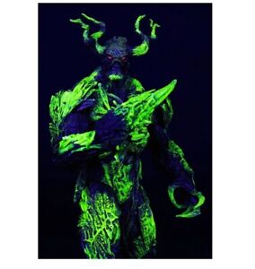 Mcfarlane Swamp Thing Glow in The Dark Ed Gold Label Amazon Exclusive PREORDER