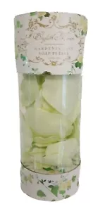 Pétalos de jabón verde, perfumado de lirio de gardenia, decoración de baño de invitados, sumergido a mano, nuevo en caja - Imagen 1 de 11