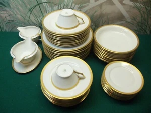 44-TEILIGES TEILSET BOHEMIA CZECHO-SLOWAKIA PORZELLAN MIT GOLDRAND - Bild 1 von 6