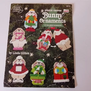 American School of Needlework Plastic Canvas Pattern Bunny Ornaments Book - Picture 1 of 4