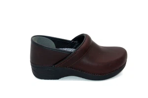 Dansko 3950-670202 - Women's CLOG XP 2.0 Waterproof Brown EUR39-US 8.5-9 - Picture 1 of 9