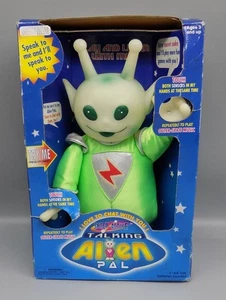 InterActive Talking Alien Pal 1998 nuevo en caja raro probado inteligente industrial grp - Imagen 1 de 22