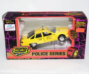 Road Champs Polizei Serie Chevy Caprice Spielzeug Auto NYC New York Cab 1:43 Maßstab - Bild 1 von 3