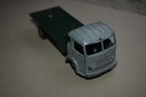 Dinky (France) #33 Simca Flatbed Truck 1950s Good - Picture 1 of 3