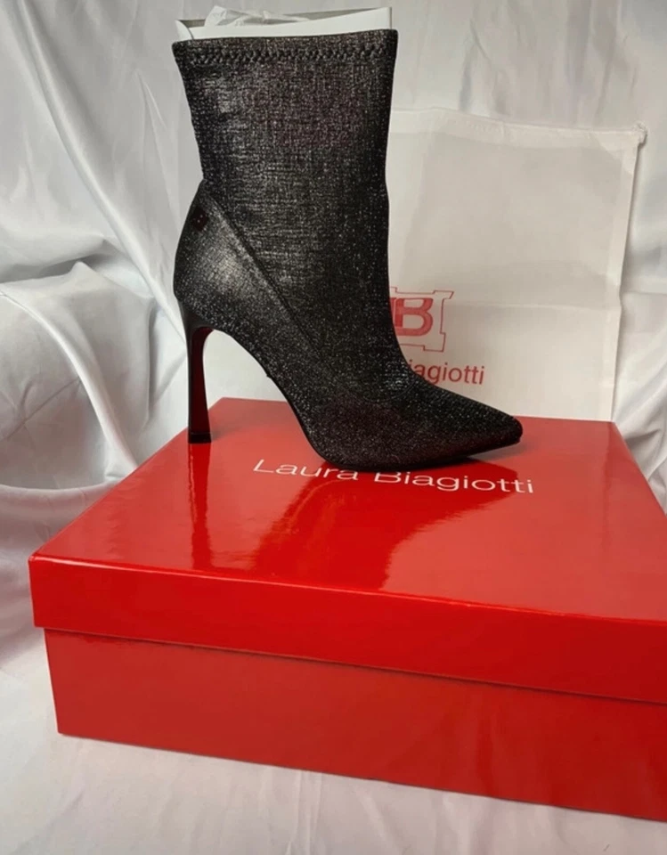 Stivali con tacco Laura Biagiotti, Tg. 37, colore bronzo Lamè, nuove Foto 1 de 4