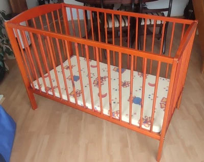 Baby Cot Crib Wooden 120x60cm with Adjustable Height Levels Including Mattress - Image 1 of 4