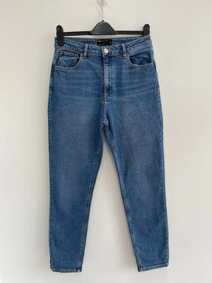 Pantalones de mezclilla Asos Design Mom cintura elástica azul 28" cintura / Reino Unido 10 / 27" pierna Foto 1 de 4