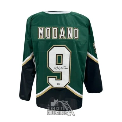 Camiseta deportiva de hockey verde personalizada autografiada por Mike Modano de Dallas - BAS Foto 1 de 2