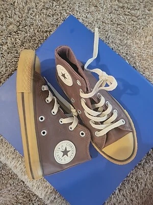 NIB Youth Converse CTAS Hi Sneakers Velvet Brown/Campfire Orange  [365973C] - Imagem 1 de 4