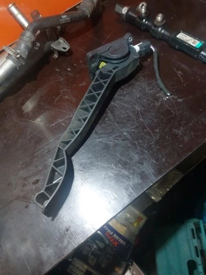 PEUGEOT 307 2003-2007 ACCELERATOR THROTTLE PEDAL (ELECTRONIC) 0280752240 — 第 1/4 张图片