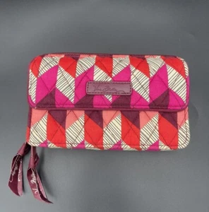 Vera Bradley Chevron Pink Purple Red Mini Crossbody Wallet Purse Quilted NICE - Picture 1 of 8