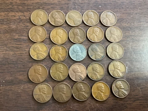 Set  "S"  Mint Lincoln Wheatback Cents(Pennies) 1919 - 1955 in Roll Cover
